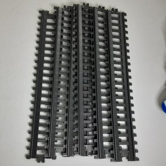Jakks Pacific Train Set Lot - 37 Pieces - Complete - Picture 6 of 8